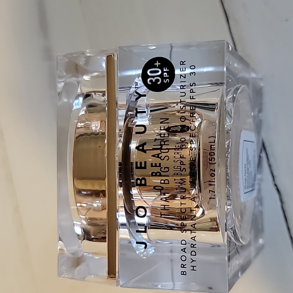 JLO MOISTERIZER